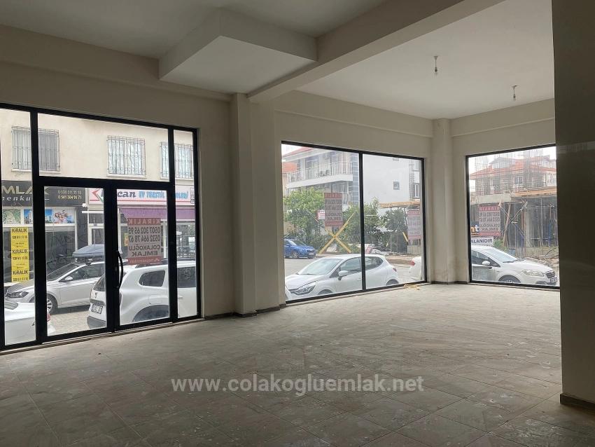 340 M² Luxus-Eckladen Und Laden Zu Vermieten Im Ortaca Center