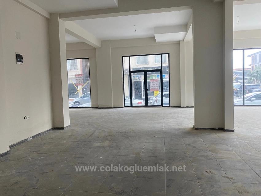 340 M² Luxus-Eckladen Und Laden Zu Vermieten Im Ortaca Center