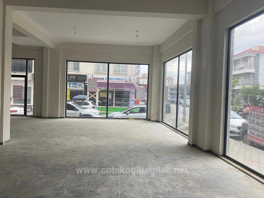 340 M² Luxus-Eckladen Und Laden Zu Vermieten Im Ortaca Center