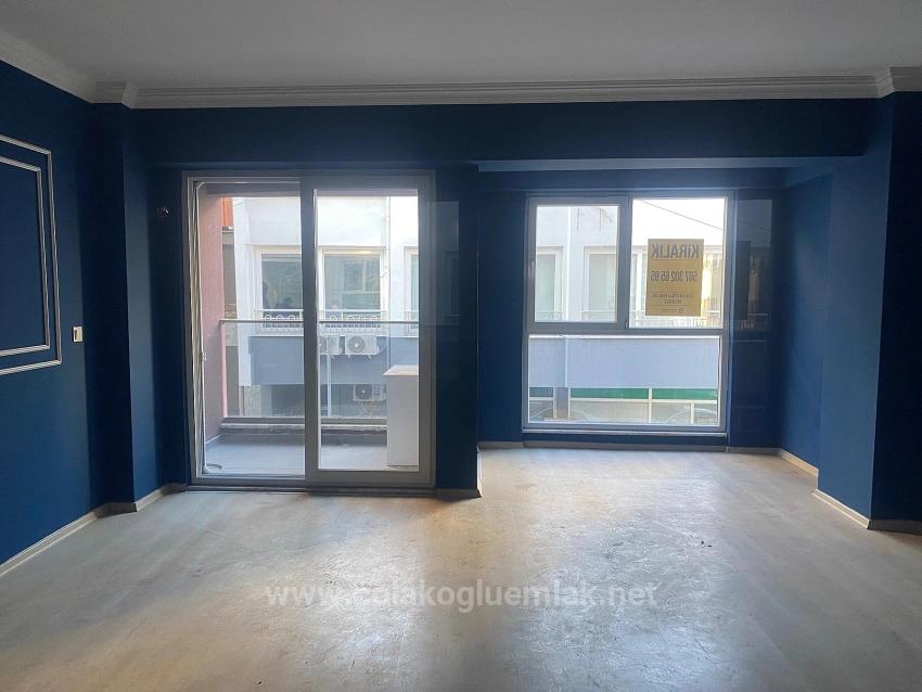 1+1 Büro Im 1. Stock Und Büro Mit Balkon Zu Vermieten Im Ortaca Center