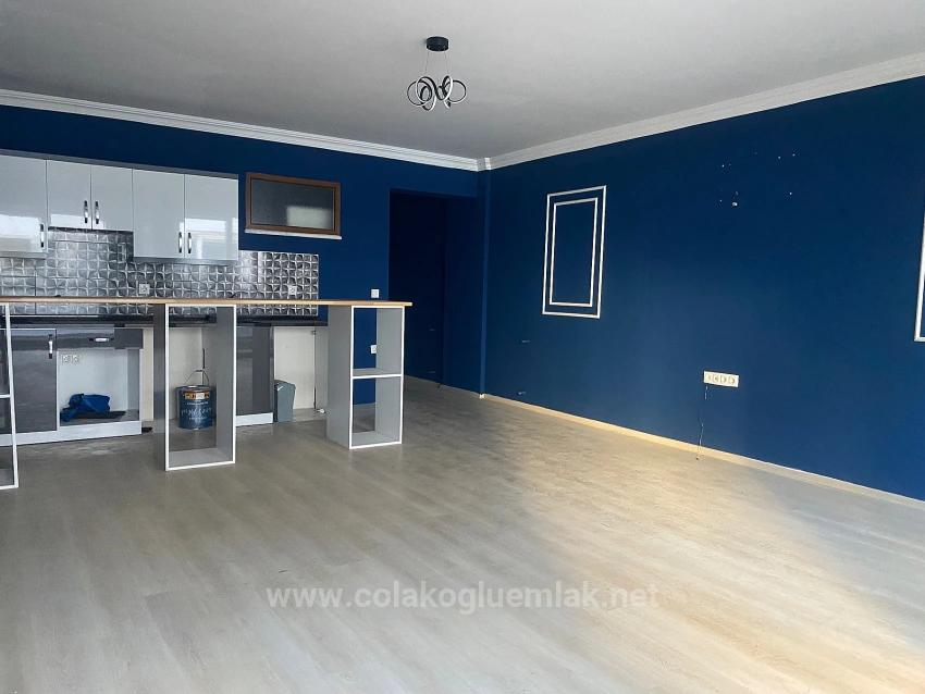 1+1 Büro Im 1. Stock Und Büro Mit Balkon Zu Vermieten Im Ortaca Center