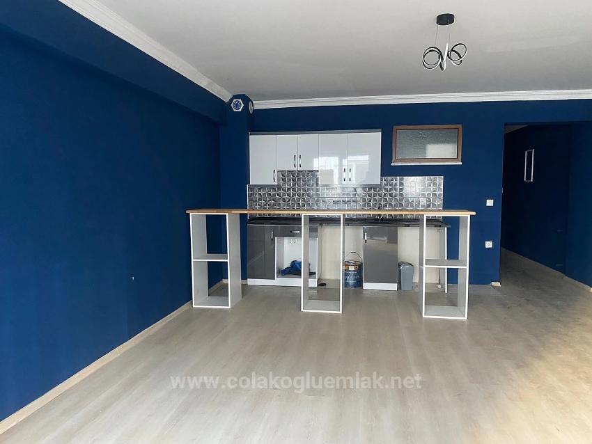 1+1 Büro Im 1. Stock Und Büro Mit Balkon Zu Vermieten Im Ortaca Center