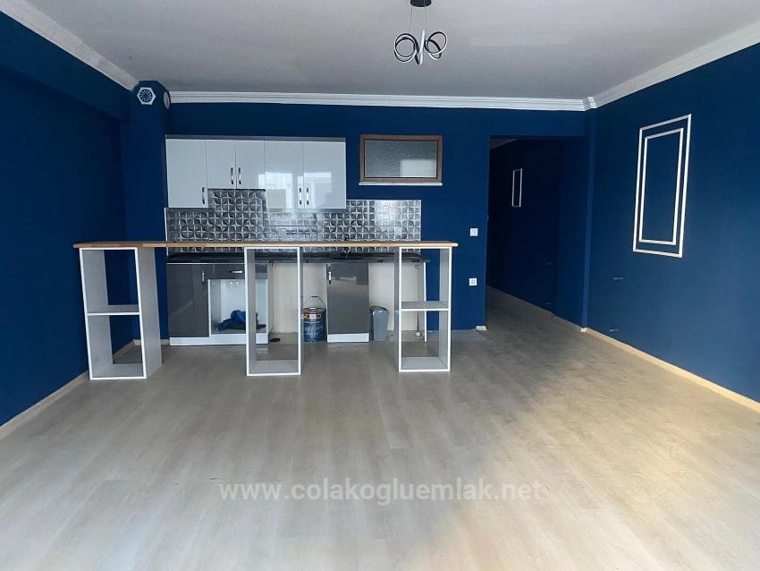 1+1 Büro Im 1. Stock Und Büro Mit Balkon Zu Vermieten Im Ortaca Center