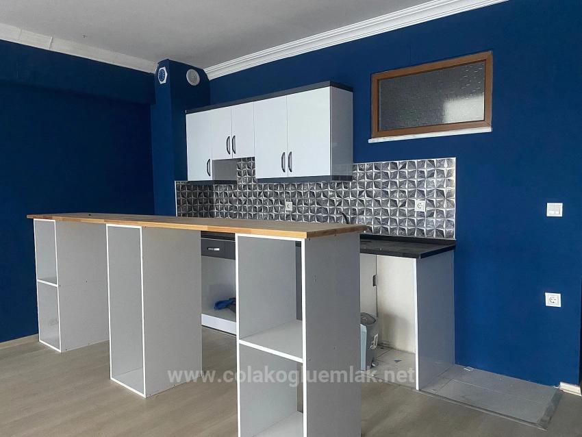 1+1 Büro Im 1. Stock Und Büro Mit Balkon Zu Vermieten Im Ortaca Center