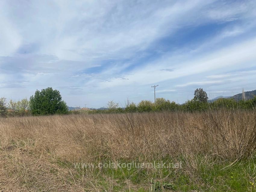 2.315 M² Großes Freistehendes Villengrundstück Zum Verkauf Im Ortaca Center
