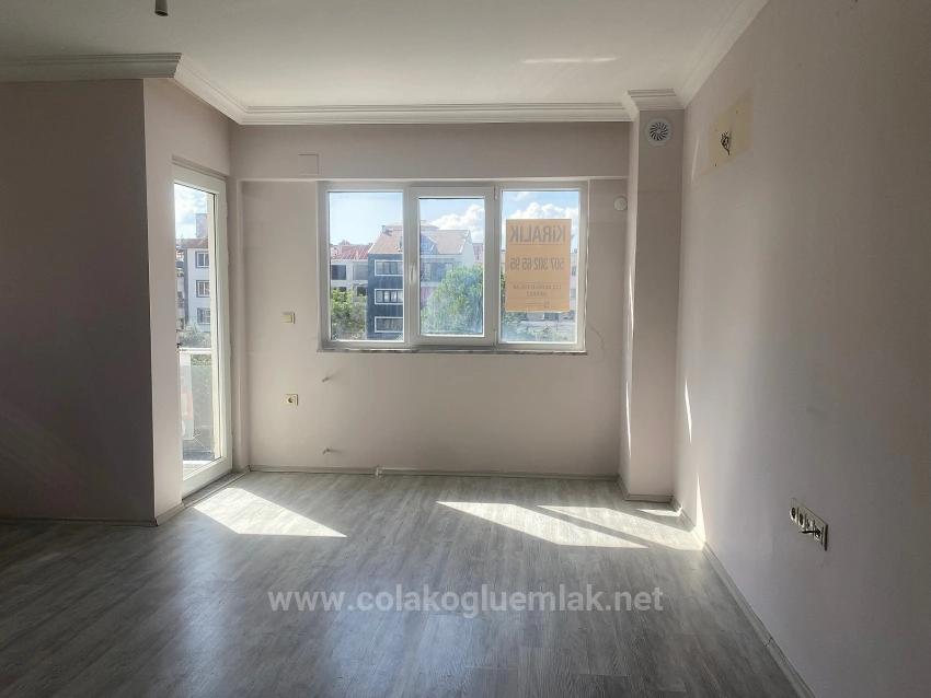 Luxuriöse 2+1-Zimmer-Wohnung Im Mittleren Stockwerk Zur Miete Von Çolakoğlu Real Estate