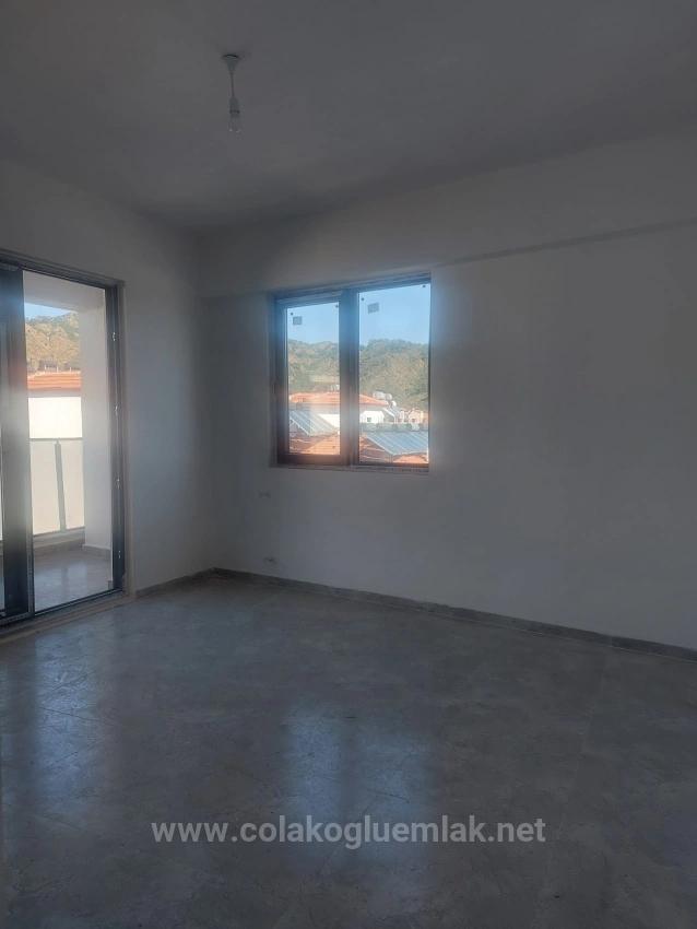 Luxuriöse, Brandneue 1+1-Zimmer-Wohnung Mit Aufzug Im Stadtteil Terzialiler Zu Verkaufen