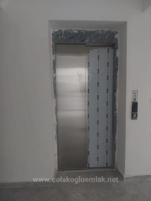 Luxuriöse, Brandneue 1+1-Zimmer-Wohnung Mit Aufzug Im Stadtteil Terzialiler Zu Verkaufen