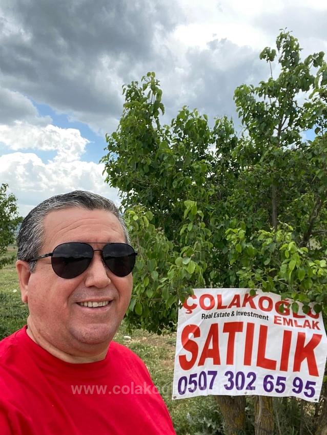 8.045 M² Großes Freistehendes Grundstück Mit Eigentumsurkunde Zum Verkauf Im Viertel Acıpayam Akalın