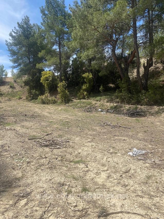 1.150 M² Großes Freistehendes Grundstück Mit Eigentumsurkunde Zum Verkauf Im Viertel Çameli Cevizli