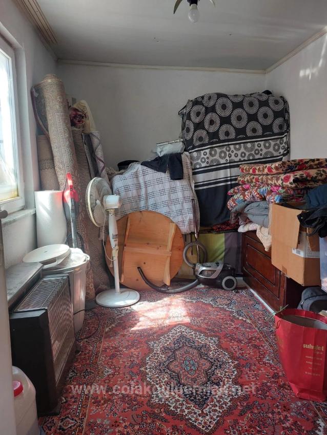 Freistehendes Haus Mit 2 Schlafzimmern Und Einem Zusätzlichen Zimmer In Ortaca Auf Einem 171 M² Großen Grundstück Zu Verkaufen.