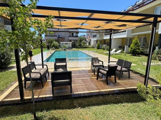 Luxuriöse, Voll Möblierte 2+1-Wohnung Mit Pool Zur Miete Im Stadtzentrum Von Ortaca