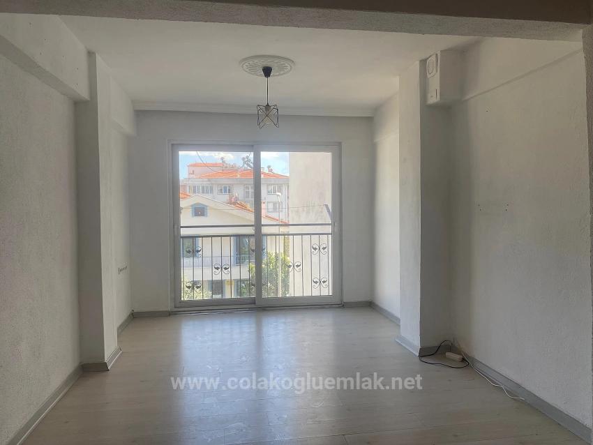 2+1 Well-Maintained, Empty Middle Floor Flat For Sale In Ortaca Center