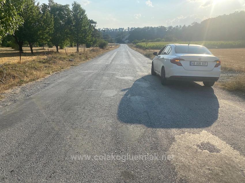 Bargain 1.356M2 Detached Land With Title Deed For Urgent Sale In Çameli Center