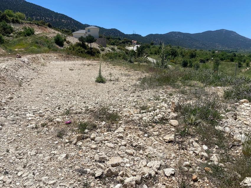 559M2 Detached Land With Tourism Housing Zone For Sale In Çameli Center