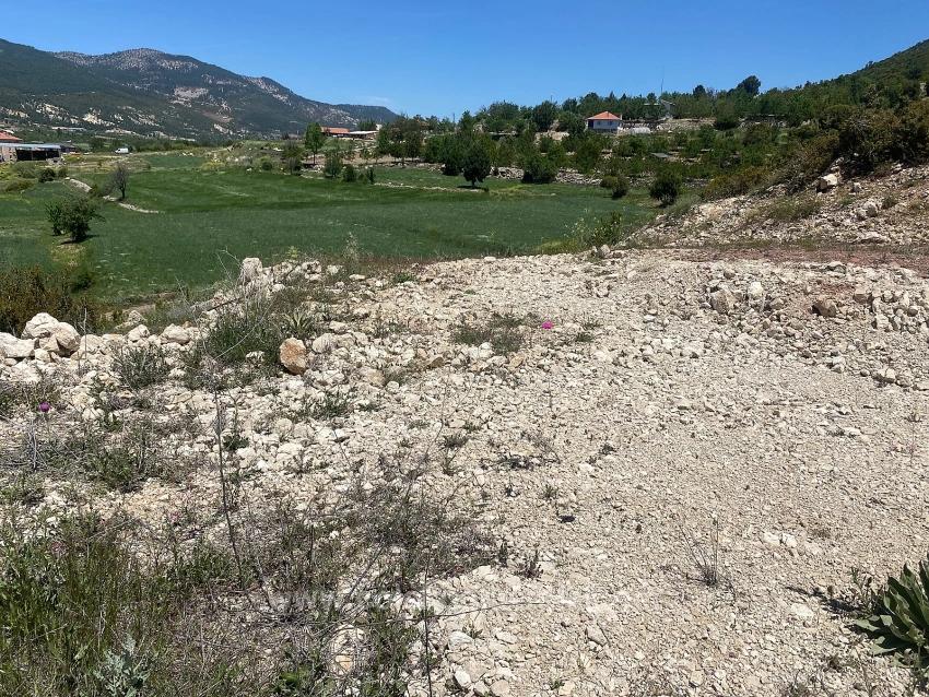 559M2 Detached Land With Tourism Housing Zone For Sale In Çameli Center