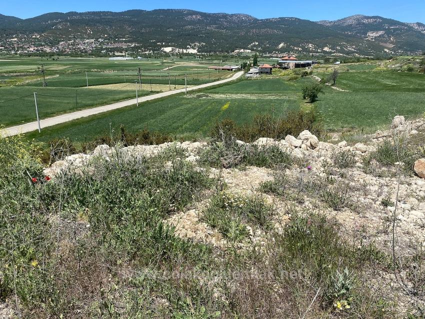 559M2 Detached Land With Tourism Housing Zone For Sale In Çameli Center