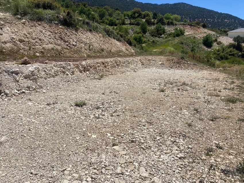 559M2 Detached Land With Tourism Housing Zone For Sale In Çameli Center
