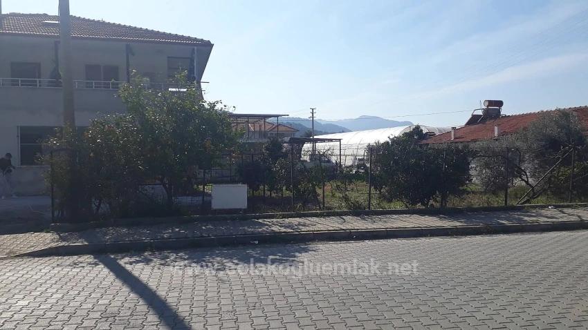 Detached Two-Storey House With Garden For Sale In Ortaca Ekşiliyurt