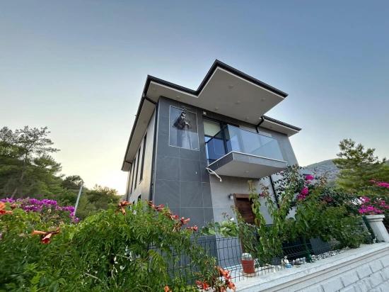 4+1 Detached Villa For Sale In Ortaca Sarıgerme Neighborhood