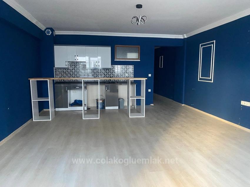 Сдаётся В Аренду Офис С Балконом На 1 Этаже 1+1 В Центре Ортаджа