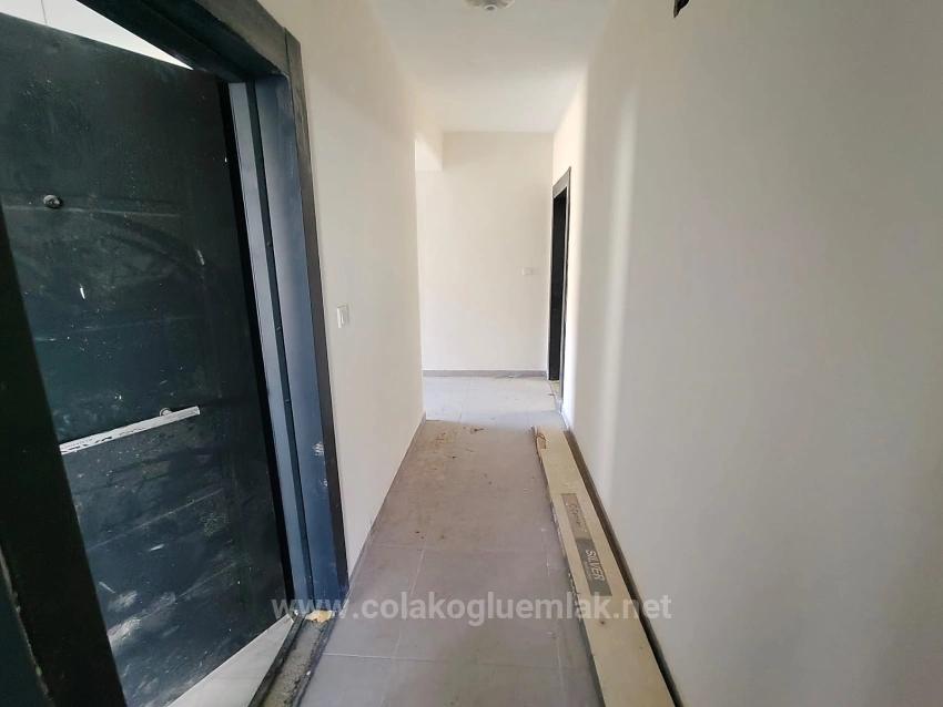 Продается Квартира 1+1 В Районе Джумхуриет, 55 М², С Садом, Вход С Первого Этажа.