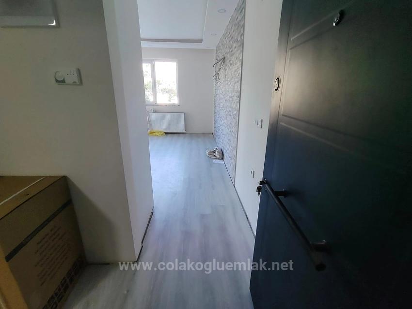 Продается Квартира 1+1 В Районе Джумхуриет, 55 М², С Садом, Вход С Первого Этажа.