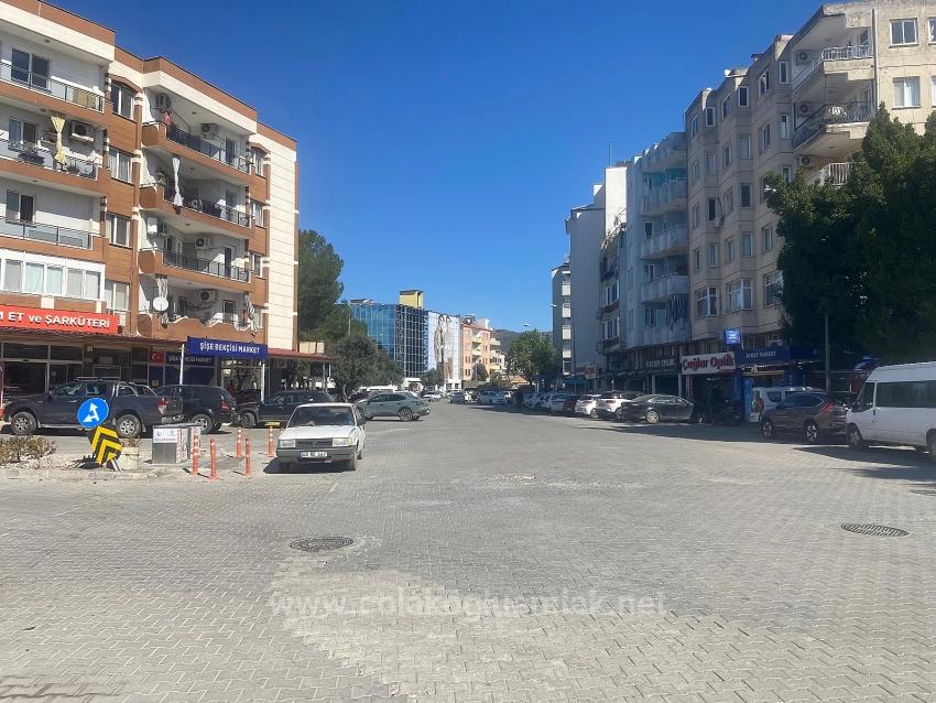 Сдается В Аренду 3+1 Квартира Площадью 165 М2 С Лифтом В Центре Города Ортача.