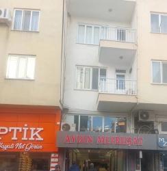 Продается 3+1 Квартира На Улице В Районе Терзиалилер, Подходит Для Использования В Качестве Офиса.