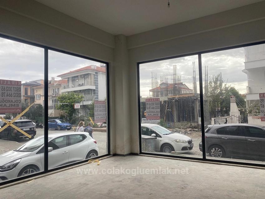 Ortaca Merkezde Kiralık 340M2 Lüks Köşe Dükkan & Mağaza