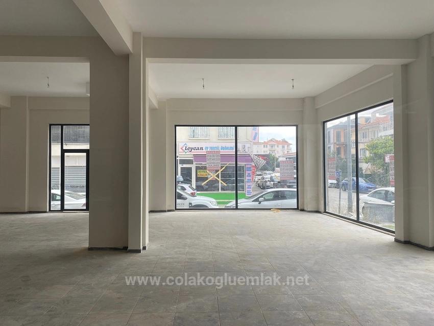 Ortaca Merkezde Kiralık 340M2 Lüks Köşe Dükkan & Mağaza