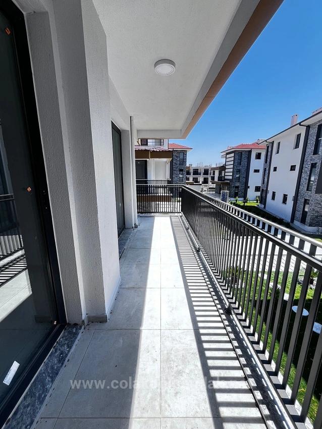 Ortaca Merkezde Satılık 4+1 212M2 Havuzlu Trıbleks Villa