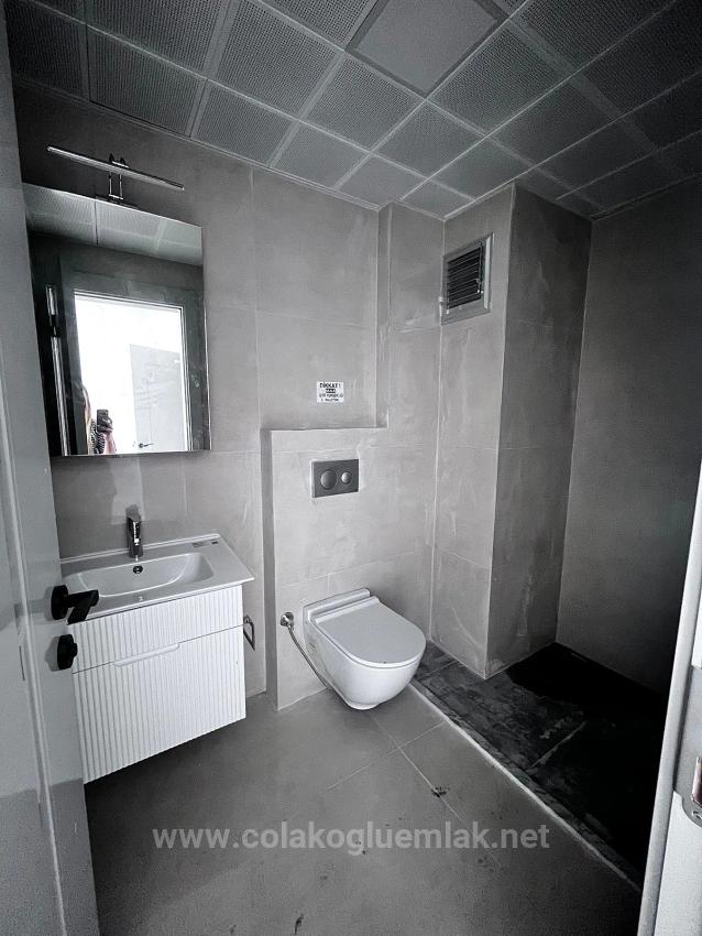 Ortaca Merkezde Satılık 4+1 212M2 Havuzlu Trıbleks Villa