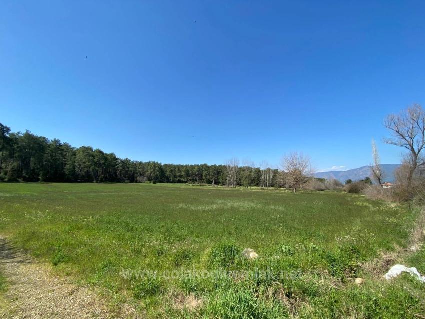 Ortaca Merkezde Satılık 530M2 Müstakil Tapulu Ticari İmarlı Arsa