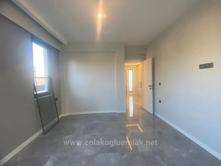 Çolakoğlu Emlak’tan Satılık 4+1 210M2 Sıfır Lüks Havuzlu Villa