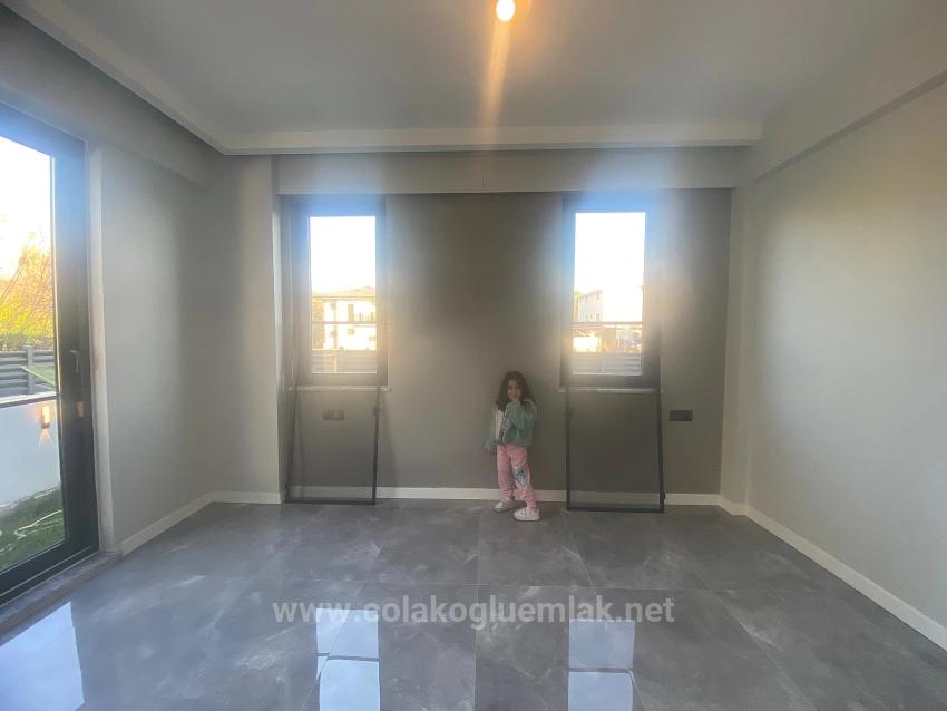 Çolakoğlu Emlak’tan Satılık 4+1 210M2 Sıfır Lüks Havuzlu Villa