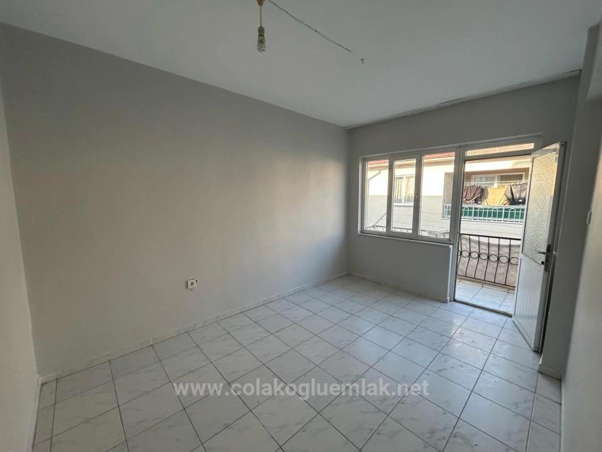 Ortaca Merkezde Satılık 3+1 Kapalı Mutfak Bakımlı Daire