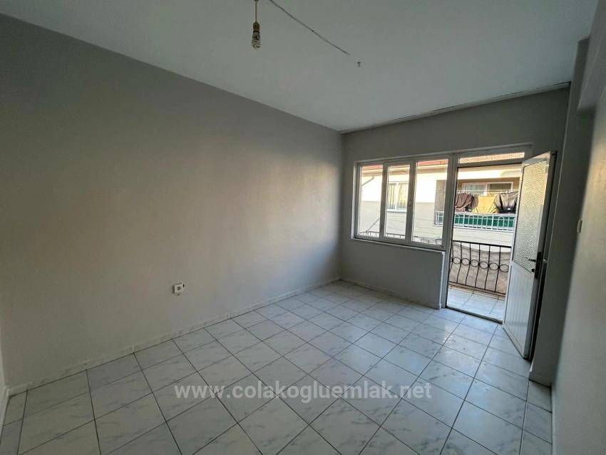 Ortaca Merkezde Satılık 3+1 Kapalı Mutfak Bakımlı Daire