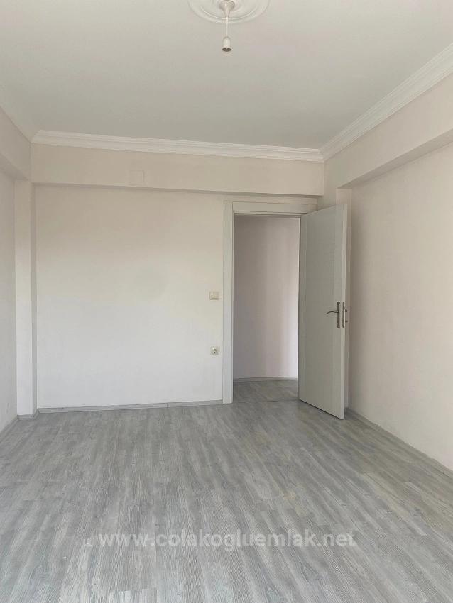 Çolakoğlu Emlak’tan Kiralık 2+1 Ara Kat Lüks Daire