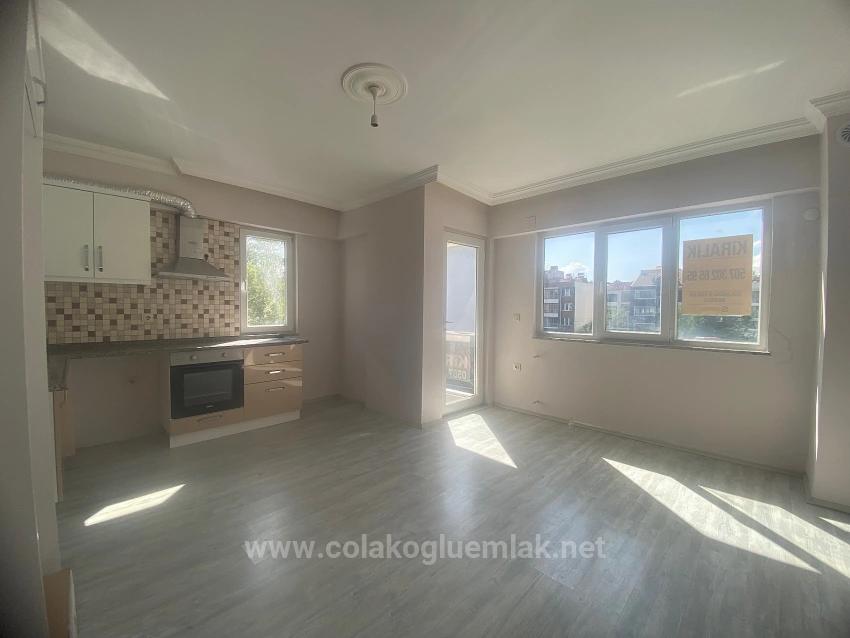 Çolakoğlu Emlak’tan Kiralık 2+1 Ara Kat Lüks Daire