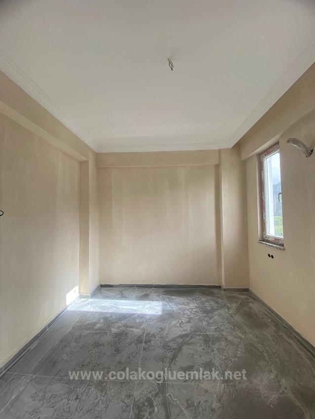 Ortaca Merkezde Satılık 2+1 Sıfır Lüks Daire Bahçeli