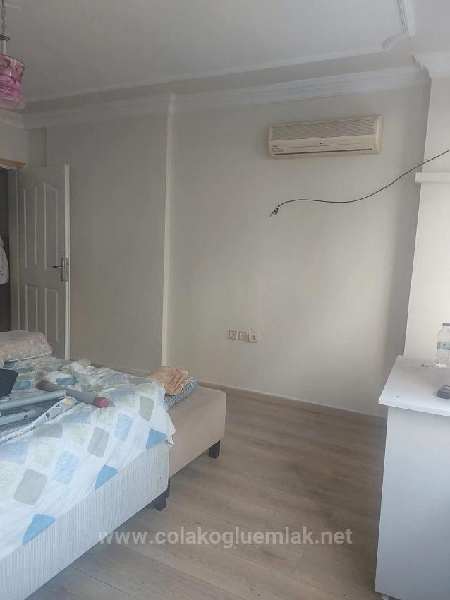 Terzialiler Mahallesinde Cadde Üzerinde Satılık 3+1 Daire Ofis Olarak Kullanıma Uygundur