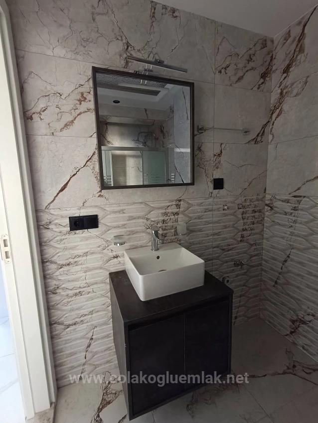 Ortaca'da Havuzlu Site İçerisinde Satılık Akıllı Ev Sistemli Sıfır Lüks 2+1 Daire