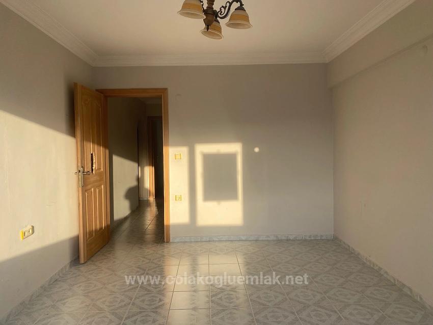 Ortaca Merkezde Kiralık 3+1 145M2 Ara Kat Daire