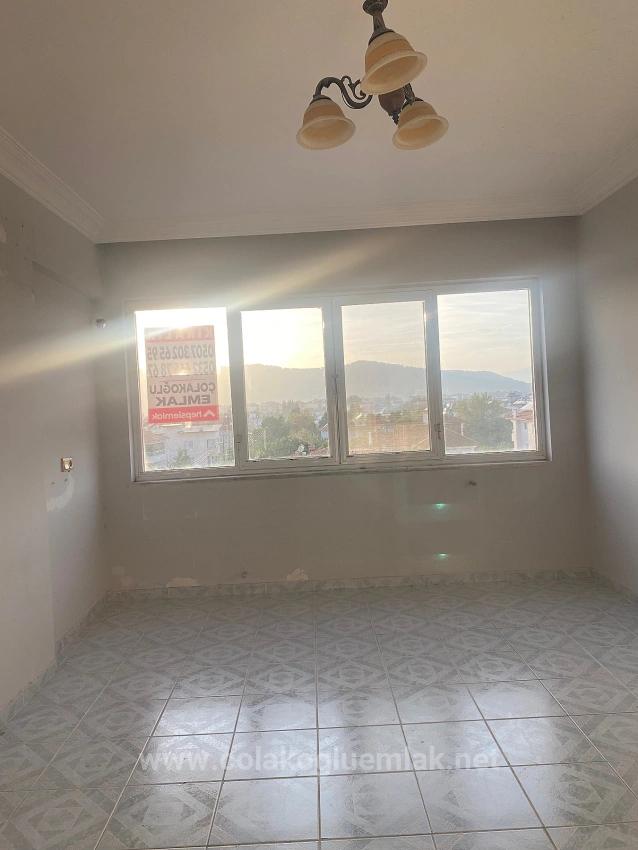 Ortaca Merkezde Kiralık 3+1 145M2 Ara Kat Daire