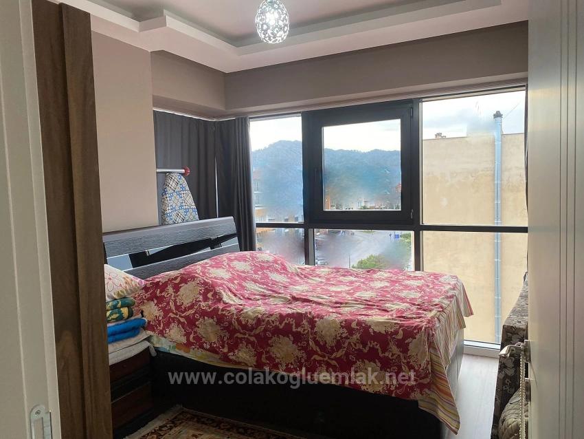 Ortaca Merkezde Cadde Üzerinde Satılık 1+1 60 M² Full Eşyalı Daire