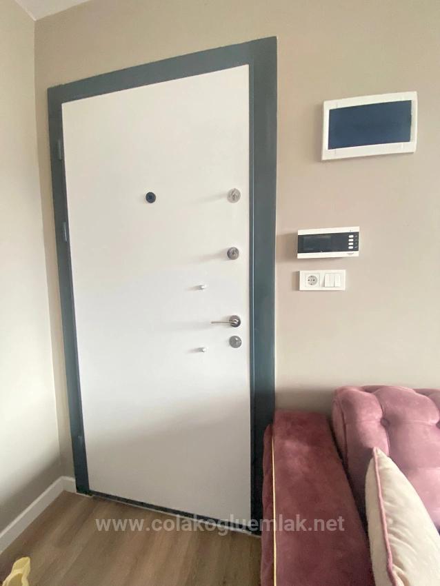 Ortaca Merkezde Cadde Üzerinde Satılık 1+1 60 M² Full Eşyalı Daire