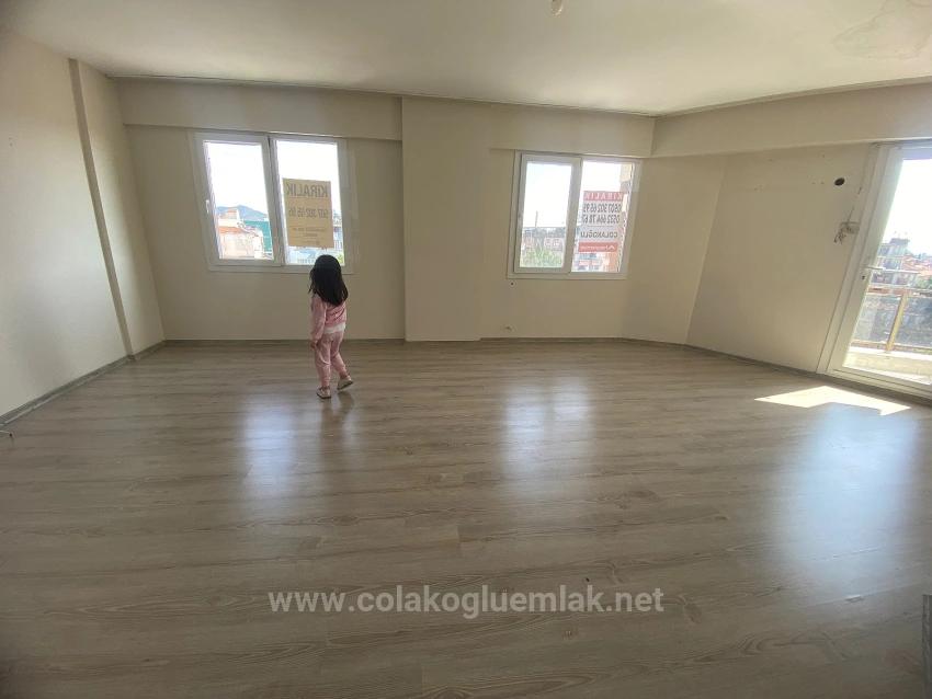 Ortaca Çarşı Merkezinde Kiralık 3+1 165M2 Asansörlü Daire
