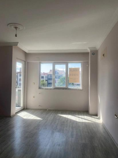 Ortaca Merkezde Kiralık 2+1 Ara Kat Daire
