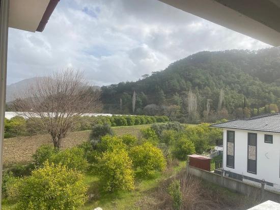 Ortaca Merkezde Satılık 2+1 Sıfır Lüks Daire Bahçeli